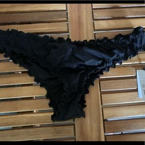 Woman’s size small swim bottom